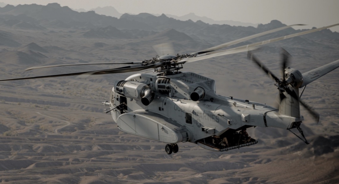 can canh truc thang sieu ma ch-53e my tiep nhien lieu tren khong o trung Dong hinh anh 5