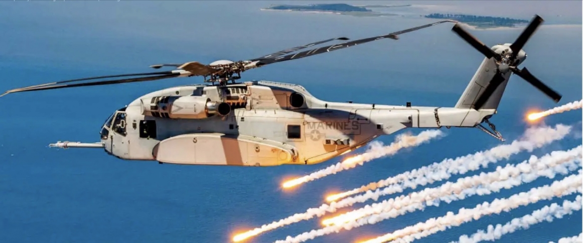 can canh truc thang sieu ma ch-53e my tiep nhien lieu tren khong o trung Dong hinh anh 6