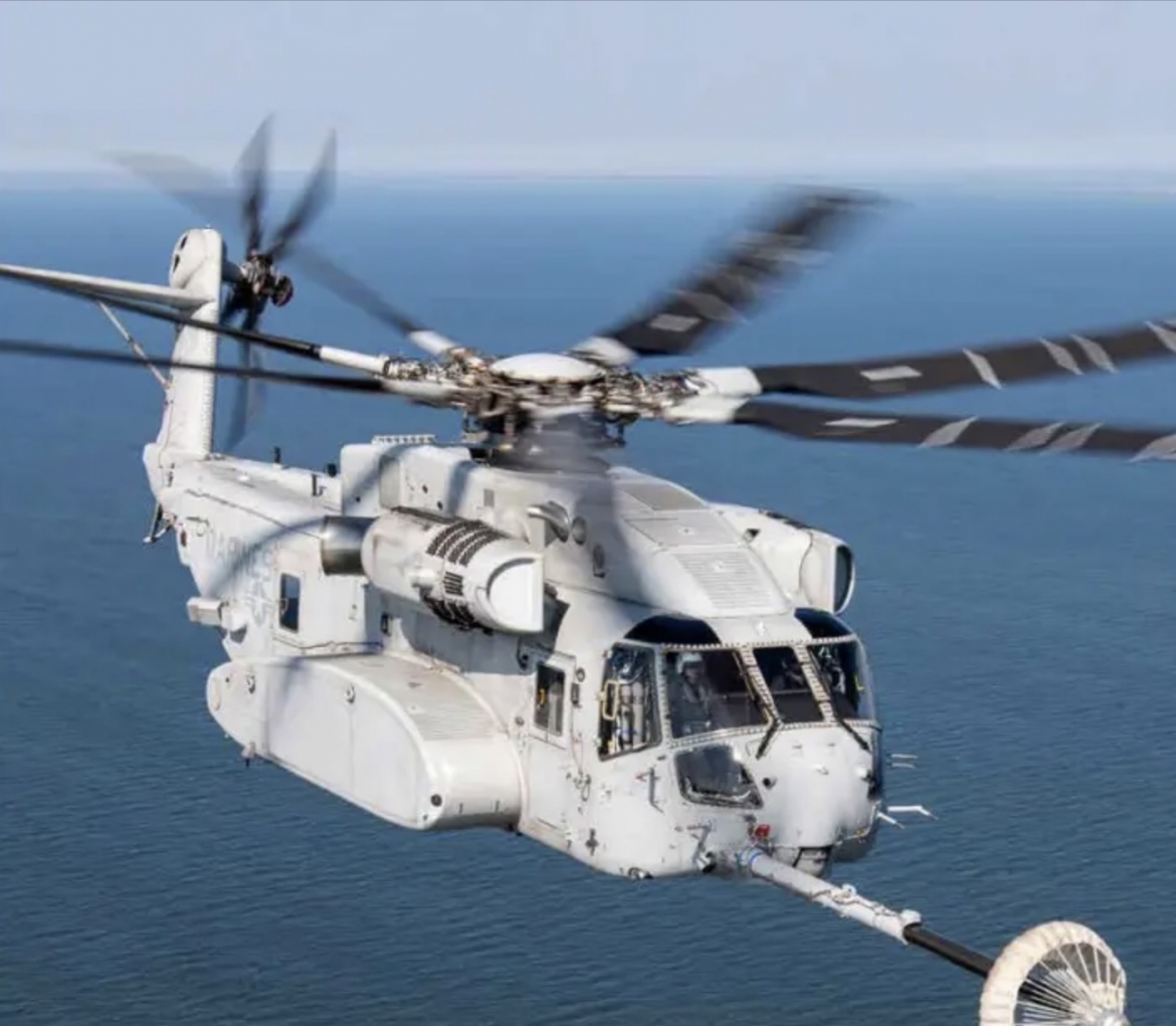 can canh truc thang sieu ma ch-53e my tiep nhien lieu tren khong o trung Dong hinh anh 9