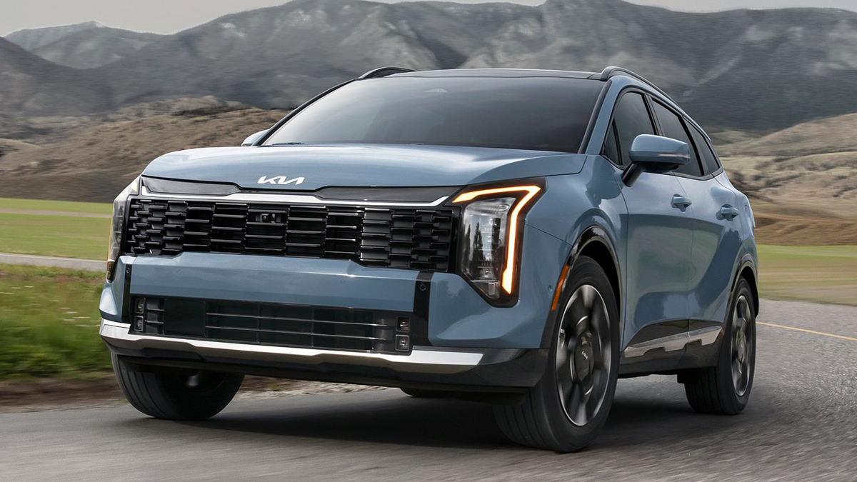 'Vỡ mộng' xe điện, Hyundai dùng nhà máy sản xuất xe hybrid cho Kia