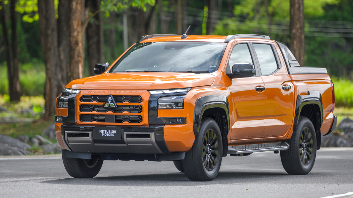 Mitsubishi Triton thế hệ mới tăng kích thước, thêm công nghệ