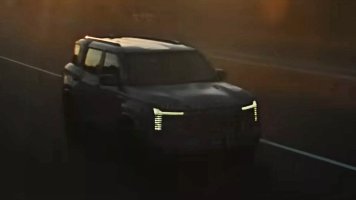 Mitsubishi Pajero Sport thế hệ mới lộ diện