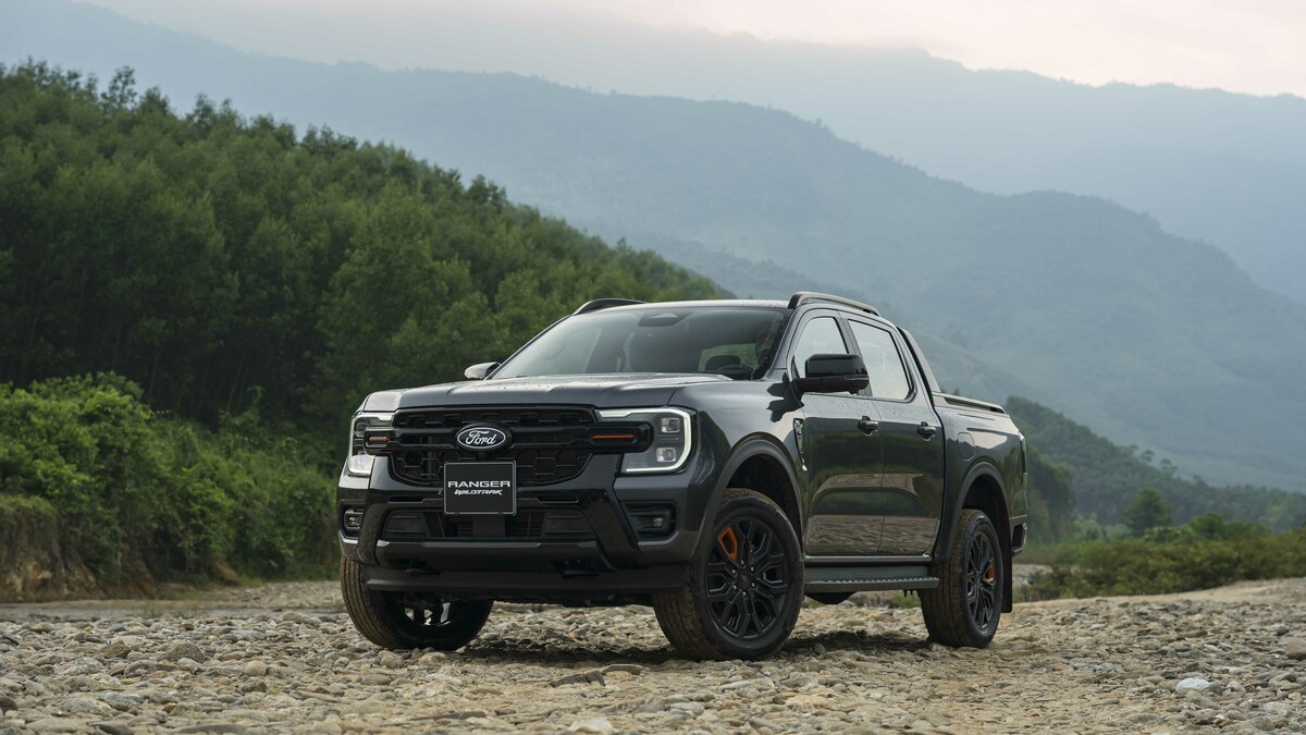 Ford Ranger Wildtrak máy 3.0 V6 ra mắt, giá gần 1,1 tỷ đồng