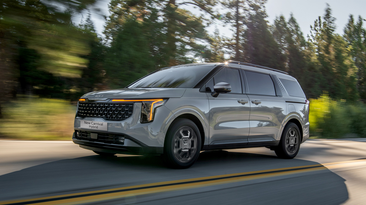 Kia giảm giá loạt ôtô trong tháng 7, nhiều nhất 70 triệu đồng