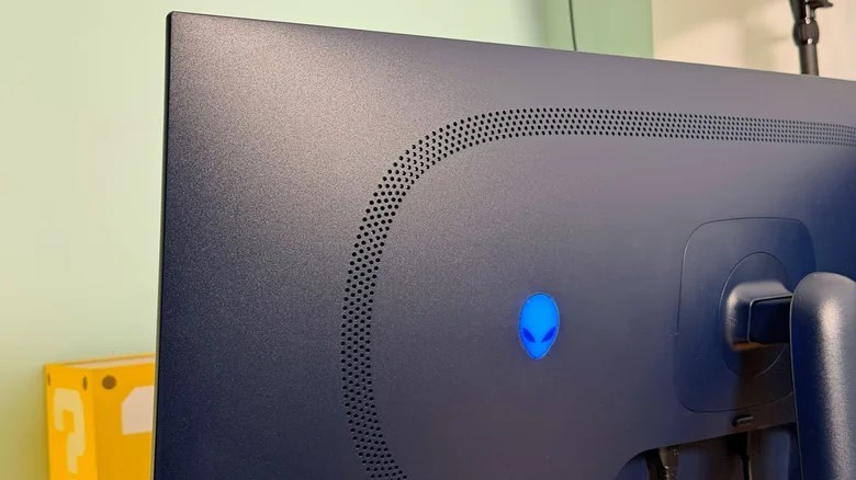 Đánh giá Alienware 34 QD-OLED, màn hình gaming siêu rộng sáng hơn