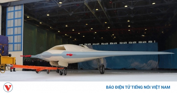 Nga trình làng phiên bản siêu tàng hình của “thợ săn” Sukhoi S-70