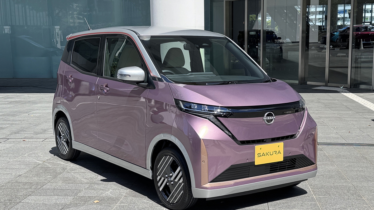 Nissan nâng cấp xe điện bán chạy - đòn tự vệ trước BYD