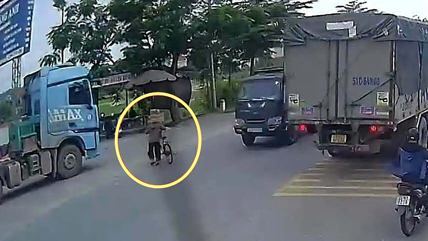 Xe container tông tử vong bà cụ dắt xe đạp sang đường