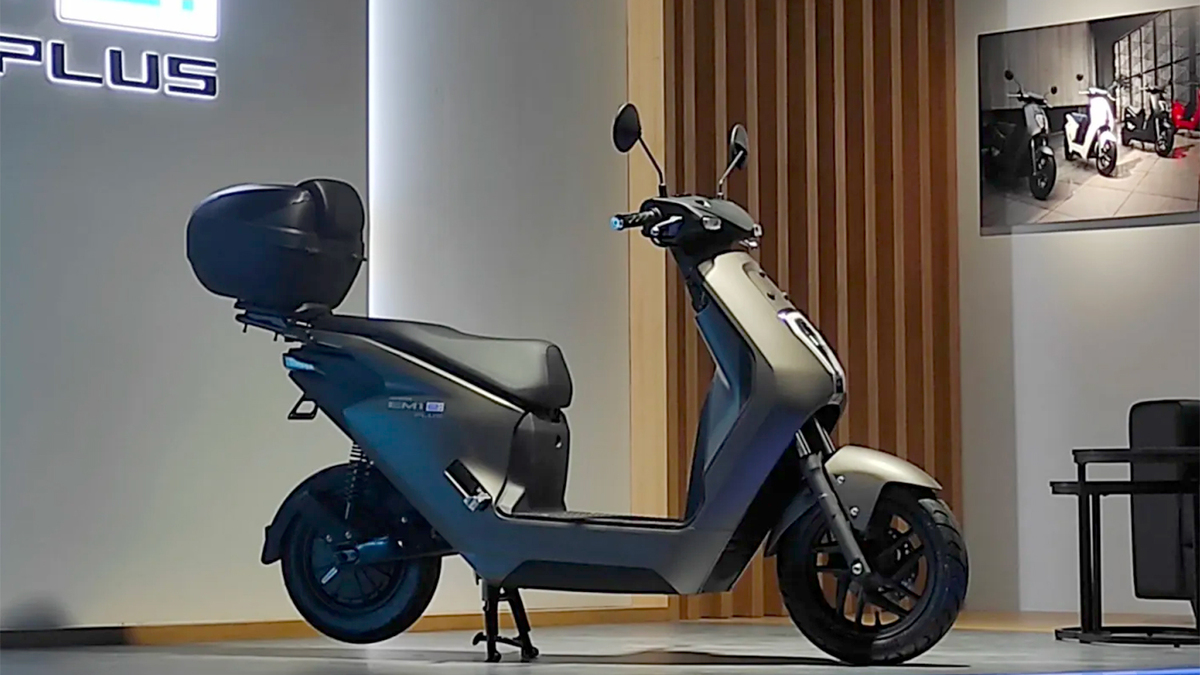 Honda EM1 e: - xe máy điện giá từ 2.100 USD