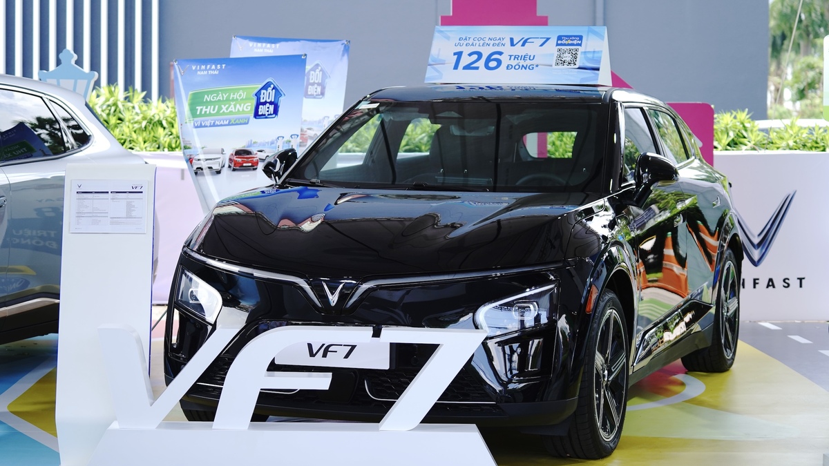 Doanh số CUV cỡ C nửa đầu 2026 - VF 7 bám sát CX-5